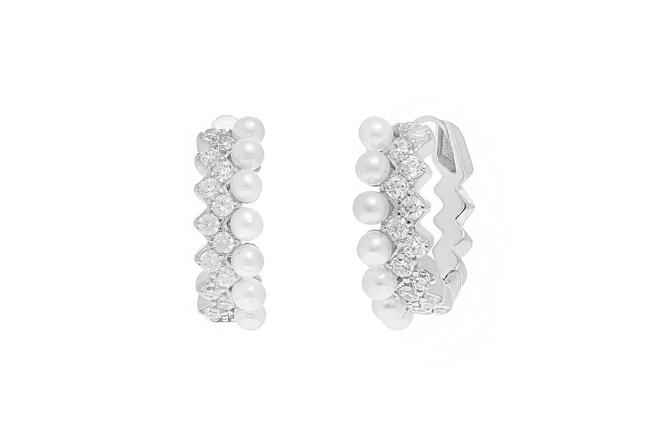 Jewel: earrings;Material: silver 925;Weight: 1.5 gr;Stones: pearl & zirconia;Color: white;Size: 1.2 cm